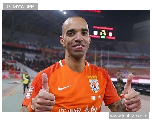 足球球星人设崩塌引发公众热议职业生涯与私生活双重危机 足球球星人设崩塌引发公众热议职业生涯与私生活双重危机